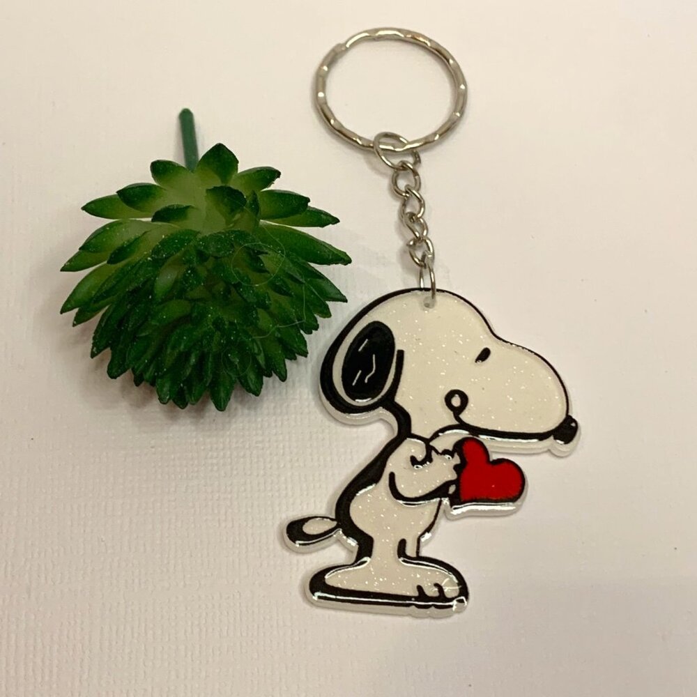 Snoopy Keychain, Peanuts Keychain, Snoopy Charm, Snoopy Pendant, Gift Idea